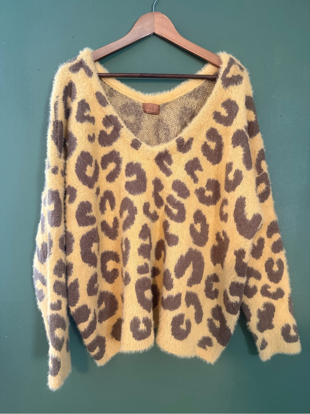 POL Sz L Yellow Leopard Mohair Fuzzy Eyelash Knit V Neck Oversized Boho Sweater